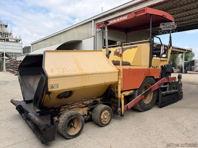 Radfertiger Dynapac F121-4W (VB 805 TV)