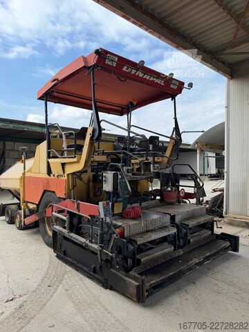 Radfertiger Dynapac F121-4W (VB 805 TV)