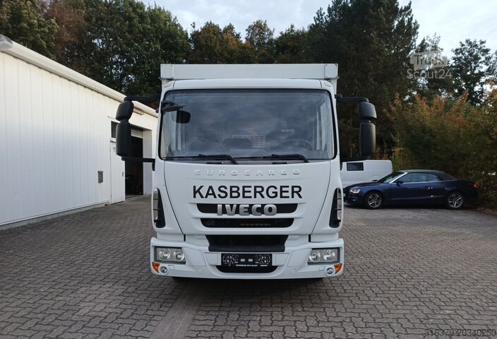 Vrachtwagen met laadbak Iveco Eurocargo 75E18 Getraenkeaufbau