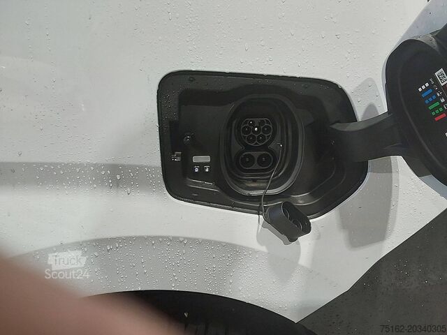 Bestelauto RENAULT MASTER L3H2 404Km WLTP Navi