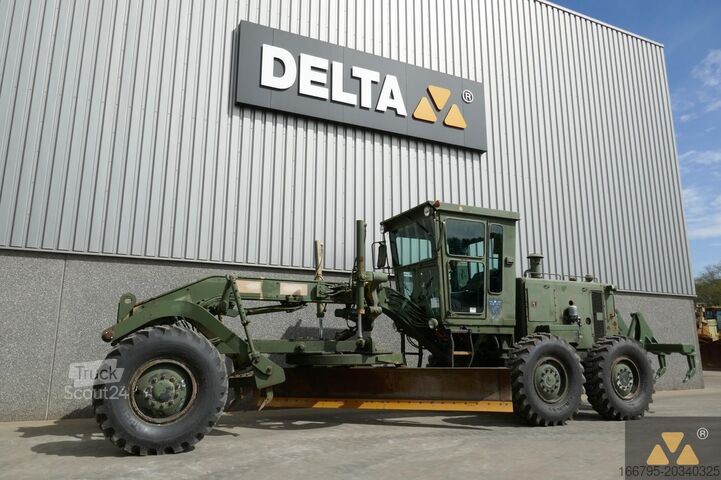 Greideris Caterpillar 130G Ex-army