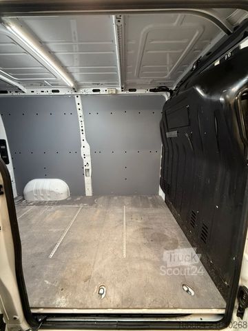 Magas tetős furgon NISSAN NV400 Kasten L2H2 Klima Tempomat R-CAM AHK 2,5T