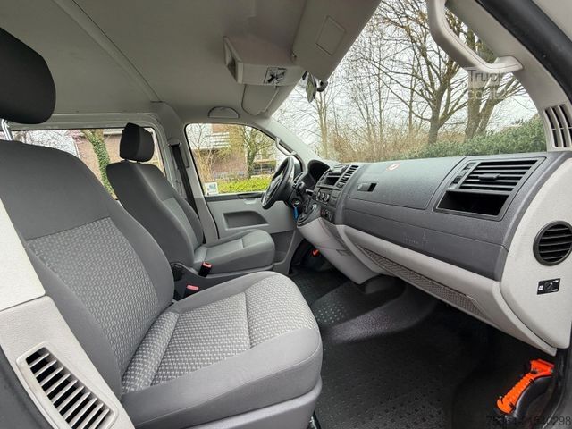 Minibus VW T5 Kombi Lang 2.0 Tdi BlueMotion 9 Sitze DSG