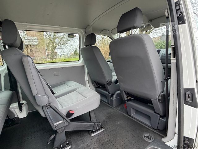 Minibus VW T5 Kombi Lang 2.0 Tdi BlueMotion 9 Sitze DSG