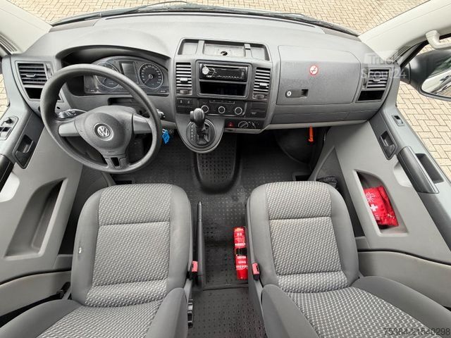 Minibus VW T5 Kombi Lang 2.0 Tdi BlueMotion 9 Sitze DSG