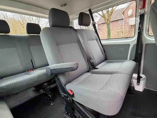 Minibus VW T5 Kombi Lang 2.0 Tdi BlueMotion 9 Sitze DSG