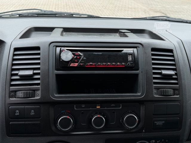 Minibus VW T5 Kombi Lang 2.0 Tdi BlueMotion 9 Sitze DSG