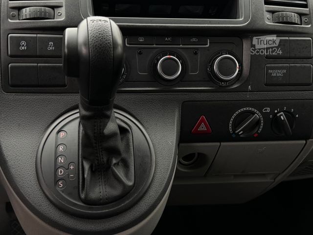 Minibus VW T5 Kombi Lang 2.0 Tdi BlueMotion 9 Sitze DSG