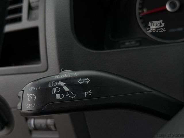 Minibus VW T5 Kombi Lang 2.0 Tdi BlueMotion 9 Sitze DSG