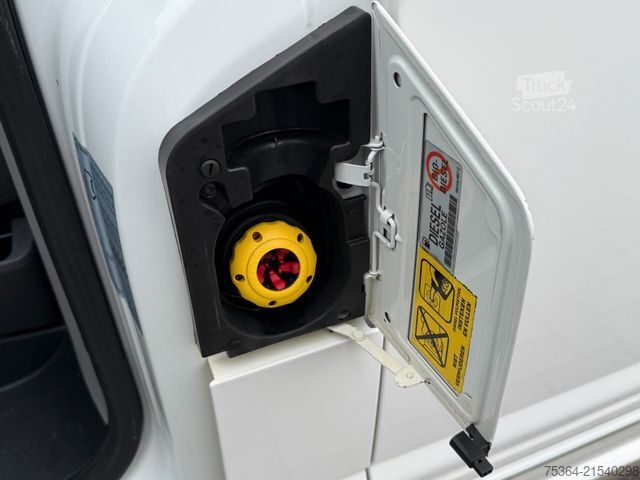 Minibus VW T5 Kombi Lang 2.0 Tdi BlueMotion 9 Sitze DSG