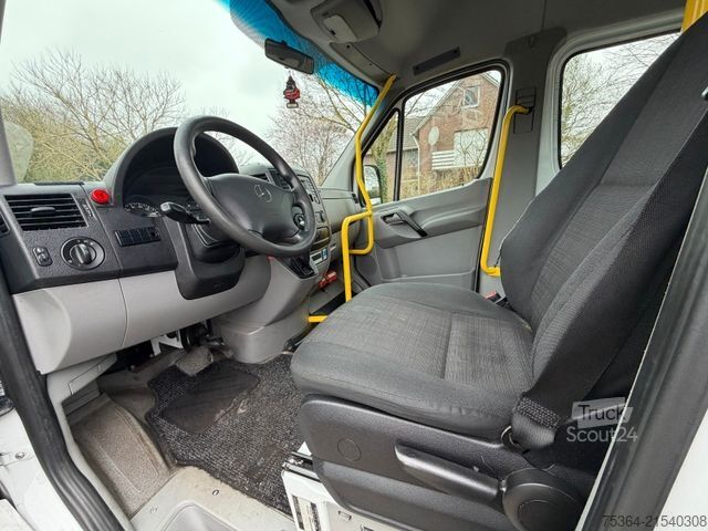 Minibus MERCEDES-BENZ Sprinter 313 BlueTEC 9Sitze+Rollstuhllift Klima