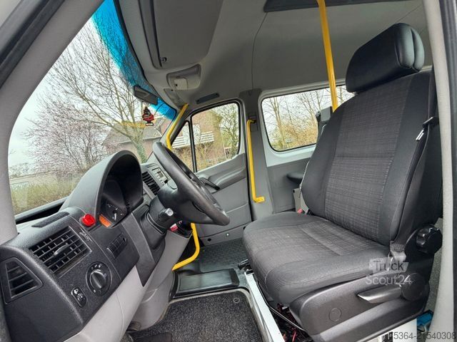 Minibus MERCEDES-BENZ Sprinter 313 BlueTEC 9Sitze+Rollstuhllift Klima