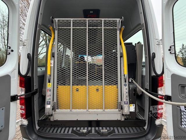 Minibus MERCEDES-BENZ Sprinter 313 BlueTEC 9Sitze+Rollstuhllift Klima