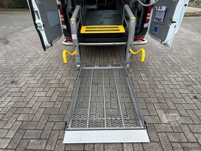 Minibus MERCEDES-BENZ Sprinter 313 BlueTEC 9Sitze+Rollstuhllift Klima