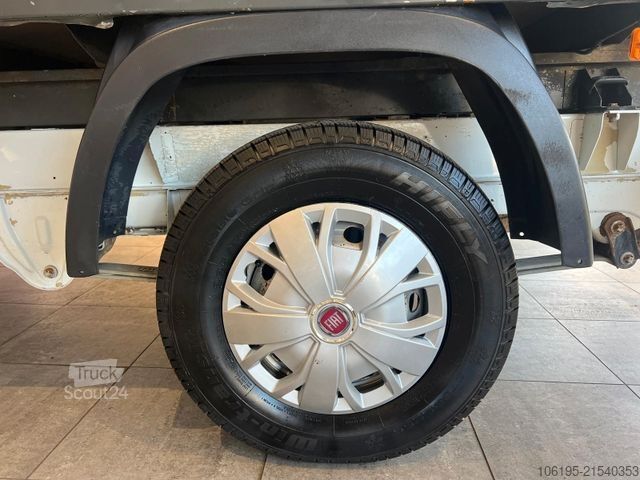 Pick-up furgonas FIAT Ducato 2,3 HDI Doka Pritsche *AHK*Tüv 05-2027*