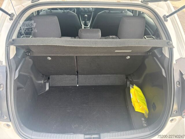 Ван TOYOTA Yaris Basis /  12x Fahrzeuge verfügbar