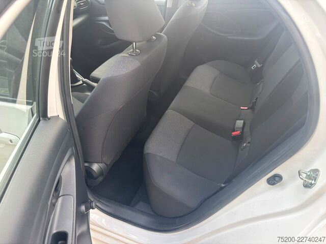 Ван TOYOTA Yaris Basis /  12x Fahrzeuge verfügbar