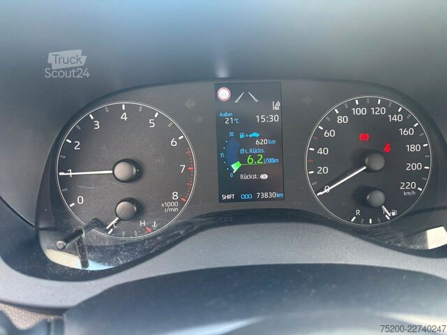 Ван TOYOTA Yaris Basis /  12x Fahrzeuge verfügbar