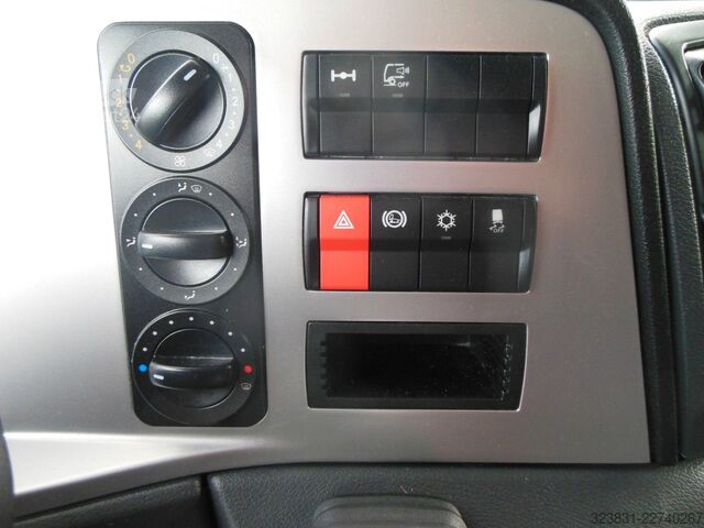 Φορτηγό πλατφόρμα με μουσαμά MERCEDES-BENZ 1223 Atego, 19 Paletten, Garantie, TOP-ZUSTAND!!