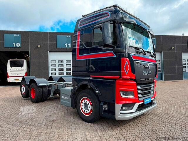 Șasiu de camion MAN TGX 26.510 6x2-4