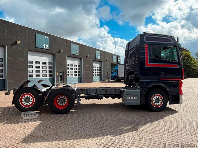 Șasiu de camion MAN TGX 26.510 6x2-4