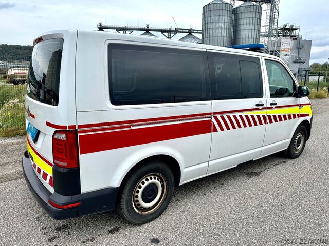 Gasilsko vozilo VW VW T6,2.0 TDI. Trage und Sessel