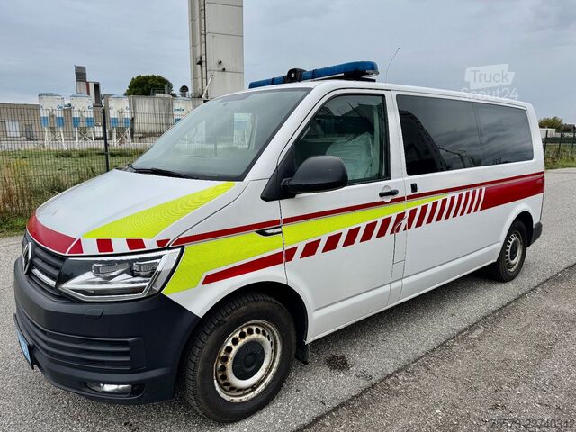 Gasilsko vozilo VW VW T6,2.0 TDI. Trage und Sessel