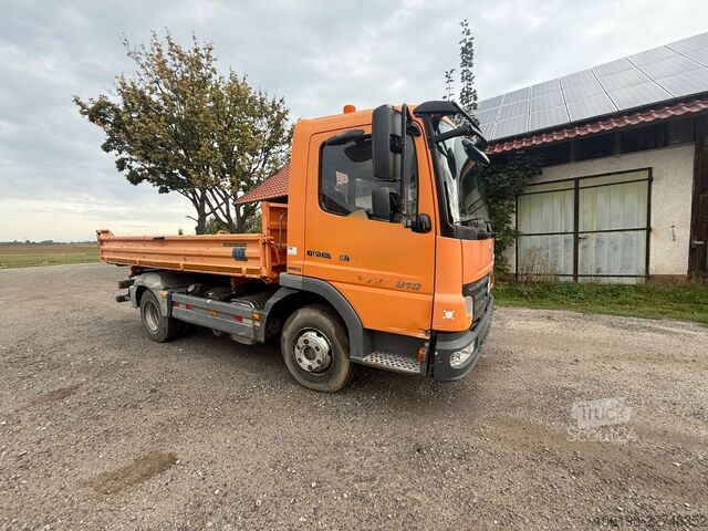 Autoutilitară basculantă MERCEDES-BENZ Atego 818