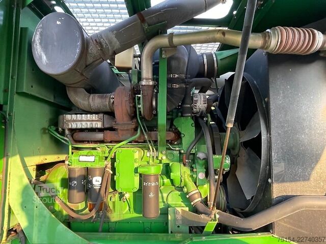 Силажокомбайн John Deere 7750