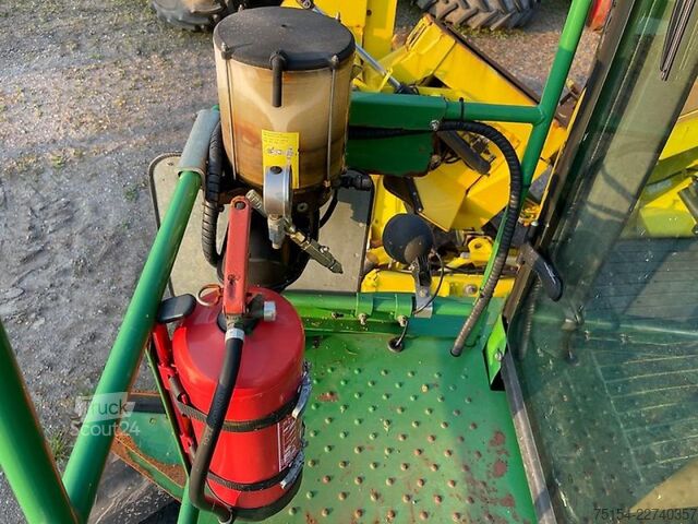 Силажокомбайн John Deere 7750