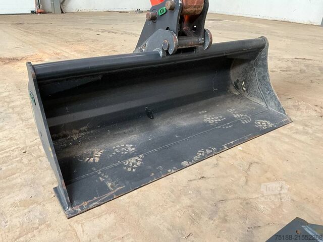 Mini-escavadora Kubota KX 027-4