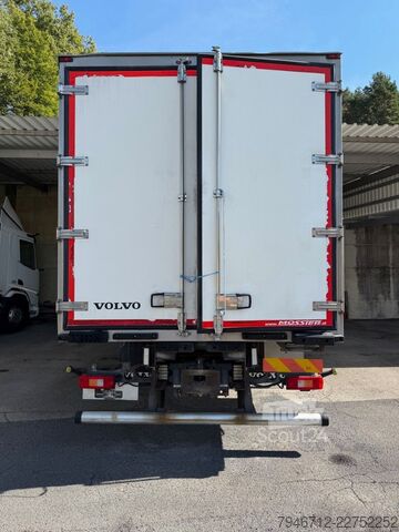 Rashladni kamion VOLVO FM 370 Kühlkoffer EEV mit Fleischacken *2010*