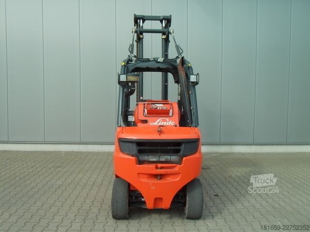 Čelni viličar LINDE H 30 T - 02