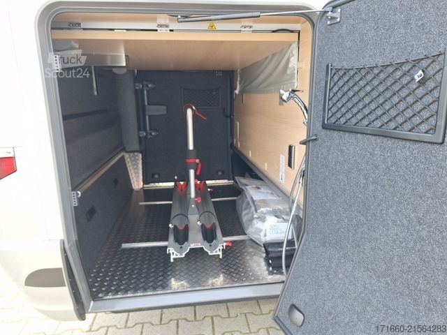 Integrētais kemperis HYMER/ERIBA B-Klasse ML I BlackLine 790 hydr. Hubstützen