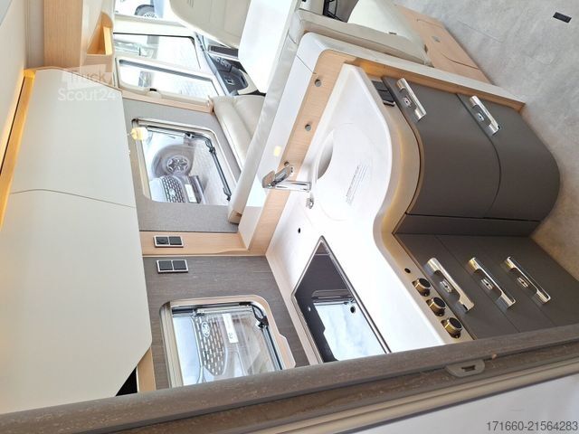 Integrētais kemperis HYMER/ERIBA B-Klasse ML I BlackLine 790 hydr. Hubstützen