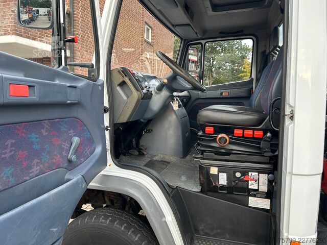 Furgon z żurawiem samochodowym MERCEDES-BENZ 815D Pritsche + PK7501 Kran Allrad 4x4