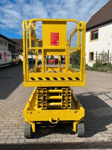 Munkaplatform GENIE GS 2646 Scherenbühne Elektro AH 9,92 m 454 kg