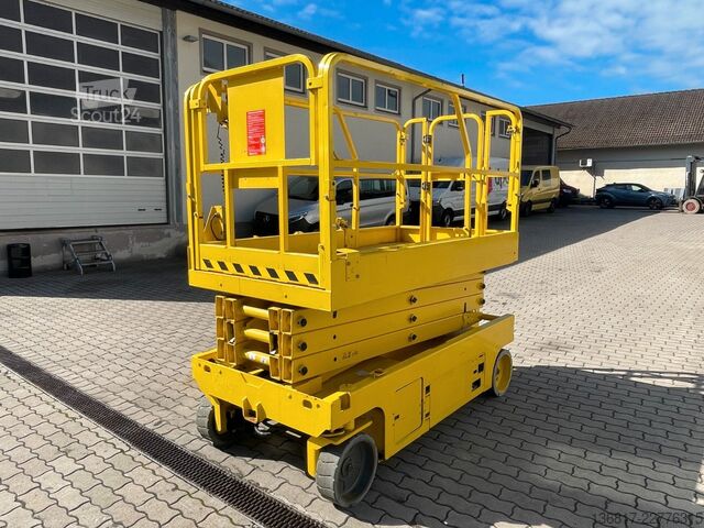 Munkaplatform GENIE GS 2646 Scherenbühne Elektro AH 9,92 m 454 kg