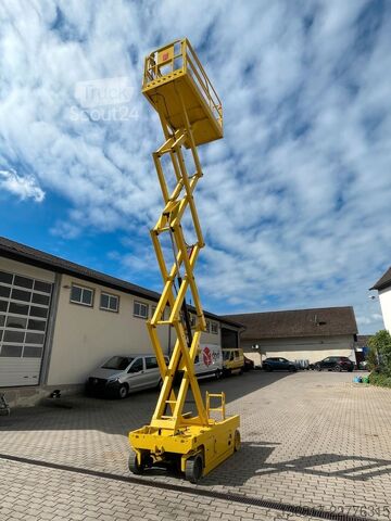 Munkaplatform GENIE GS 2646 Scherenbühne Elektro AH 9,92 m 454 kg