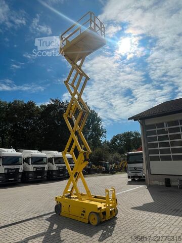 Munkaplatform GENIE GS 2646 Scherenbühne Elektro AH 9,92 m 454 kg