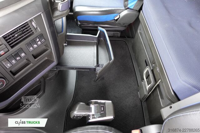 стандартний тягач VOLVO FH 460 Globetrotter XL i-Save