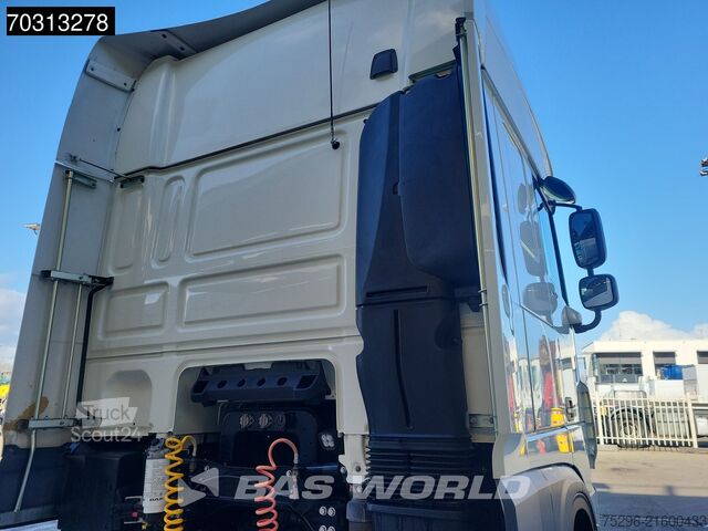 Estándar-SZM DAF XF 480 4X2 SSC Retarder Standklima 2x Tank