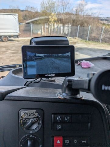 Tenteli düz yataklı kamyon Mercedes-Benz 