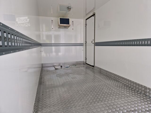 Prikolica sa sandukom Tomplan Kühlanhänger für Lebensmittel mit Seitentür mobiles Kühlhaus Neu und direkt verfügbar