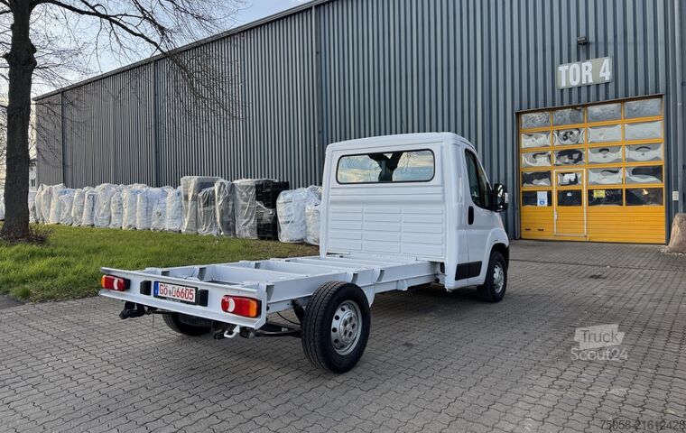 Dodávkový podvozek FIAT Ducato - Fahrgestell - 94 TKm - Klima