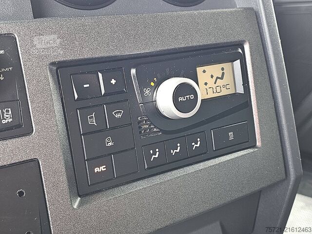 Standaard trekker RENAULT T 440