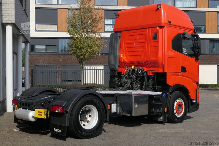 Padrão-SZM Iveco S-WAY 460 | Retarder | Full Air | 751321Km | 20...
