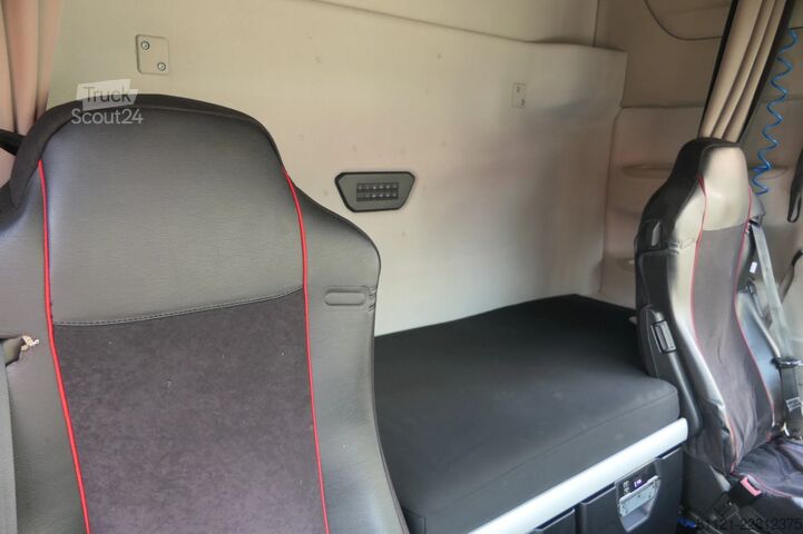 Padrão-SZM Iveco S-WAY 460 | Retarder | Full Air | 751321Km | 20...