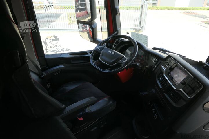 Padrão-SZM Iveco S-WAY 460 | Retarder | Full Air | 751321Km | 20...