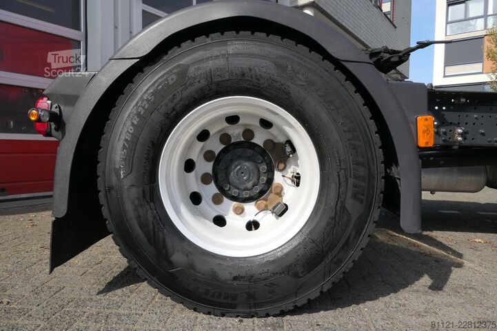 Padrão-SZM Iveco S-WAY 460 | Retarder | Full Air | 751321Km | 20...